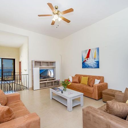 The Harbour Holiday Home กฮาจ์นซีเลม ภายนอก รูปภาพ